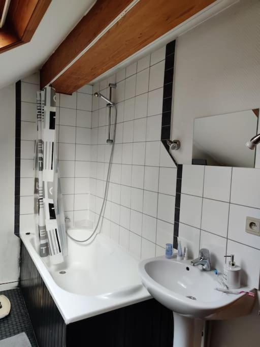 Appartement Cosy A Chimay Exterior foto